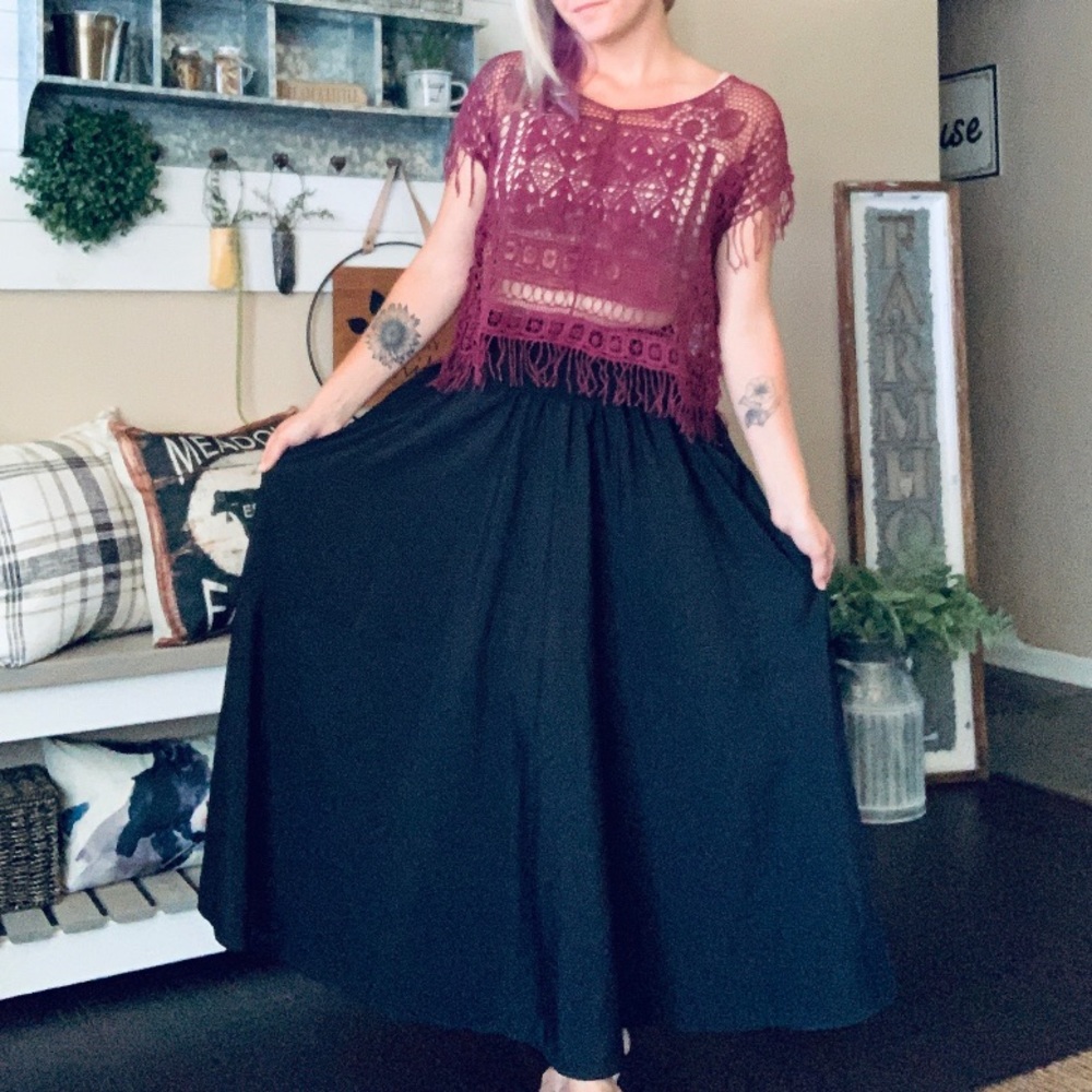 Free People black flowy midi skirt with pockets